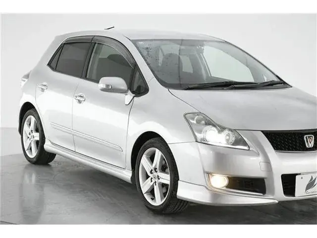 TOYOTA BLADE 2010