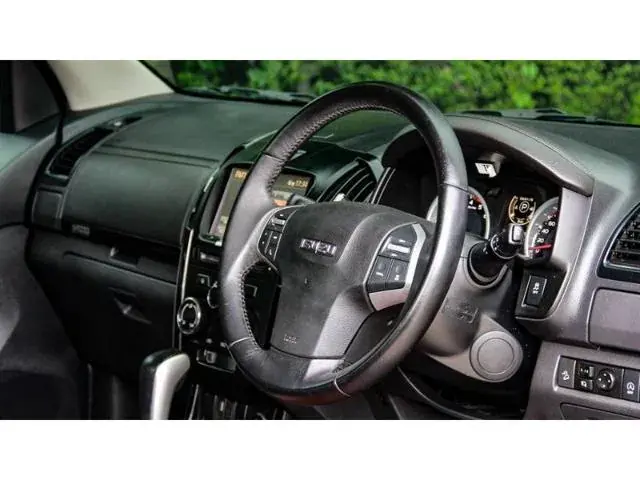Miniature :  ISUZU D-MAX 2018