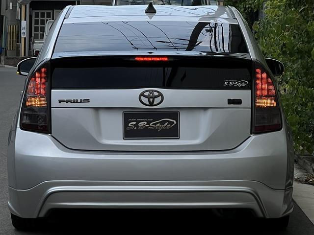 थंबनेल: TOYOTA PRIUS L 2009