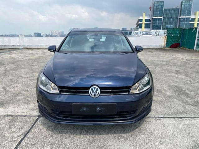 VOLKSWAGEN GOLF 2014