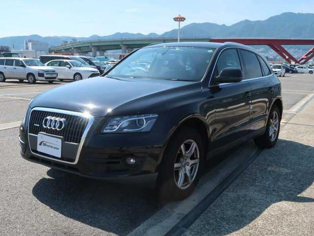 थंबनेल: AUDI Q5 2011/10 2.0 IFSI QUATRO STOCK ID #SM1399