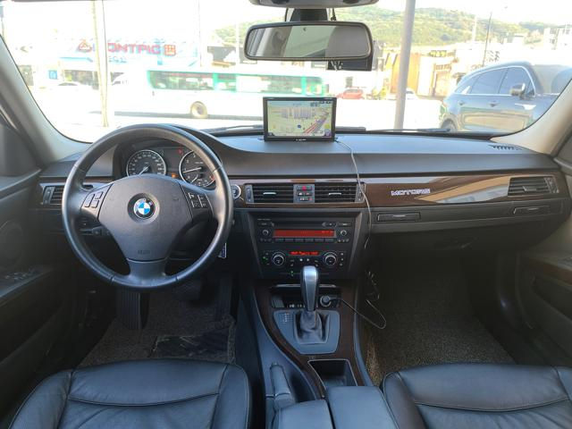 Miniature : BMW 3 SERIES 2011/1 STOCK ID #SM1449