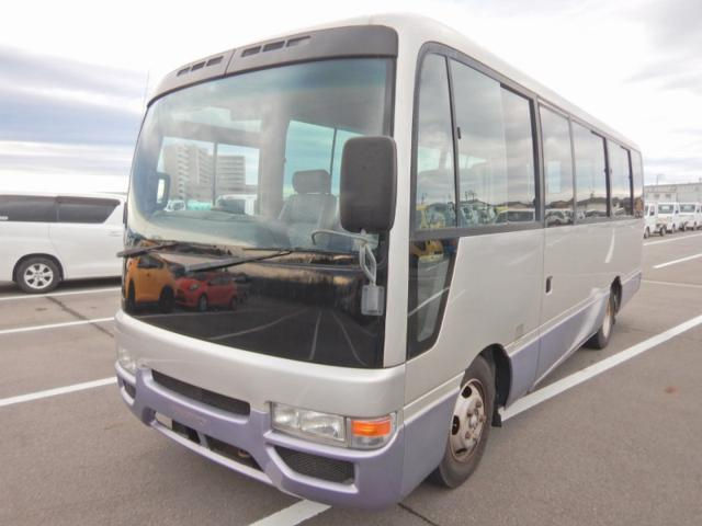 Küçük resim: NISSAN CIVILIAN 2001