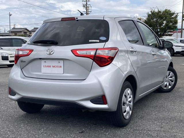 Minijatura: TOYOTA VITZ 2018/9 STOCK ID #SM1410