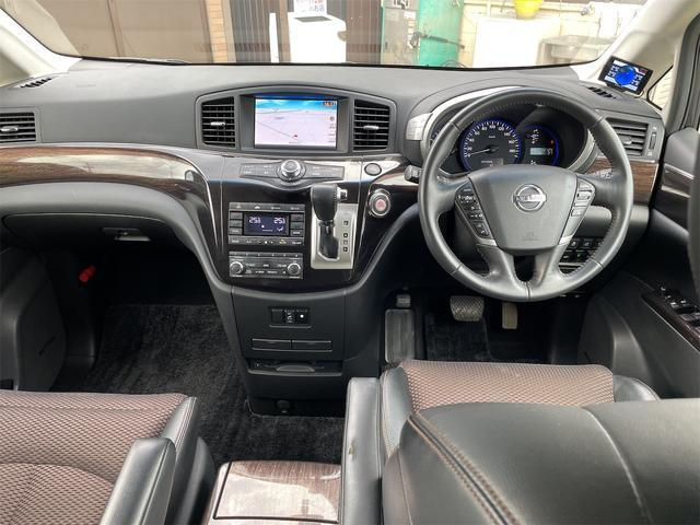 Miniature : NISSAN ELGRAND 2012/3 STOCK ID #SM1408