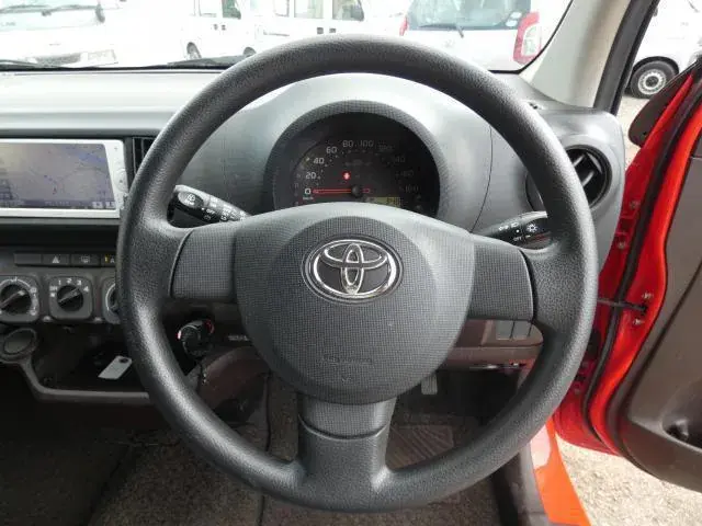 Miniature : TOYOTA PASSO 2012/8