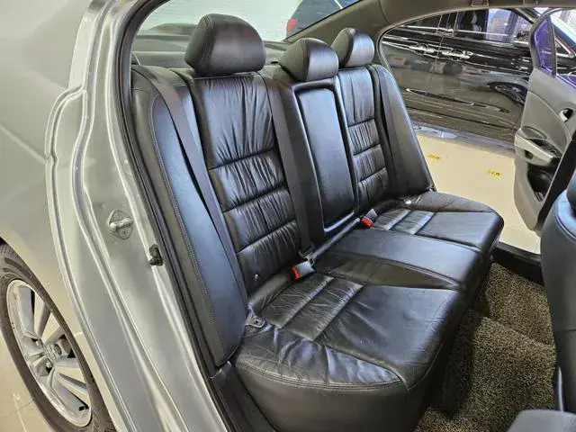 Miniatura:  HONDA ACCORD 2010/7