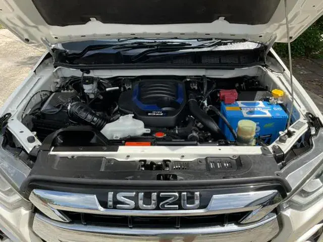 Minijatura:  ISUZU D-MAX 2021