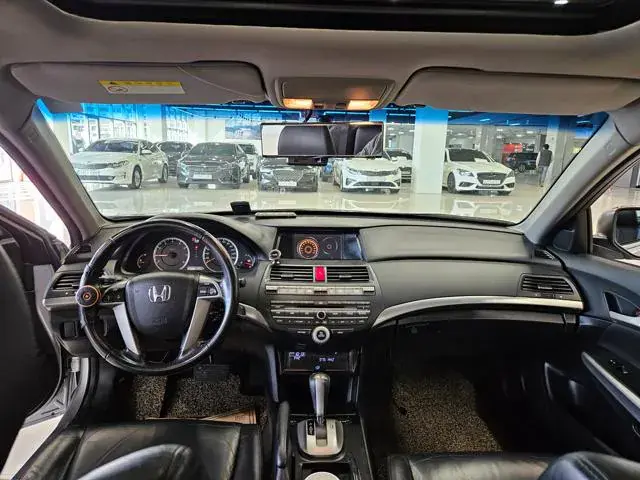 Thumbnail:  HONDA ACCORD 2010/7