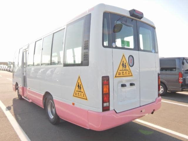 Miniature : NISSAN CIVILIAN 2011