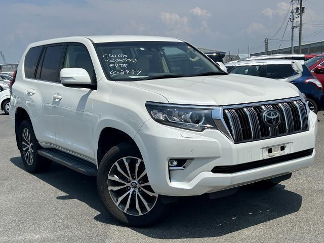 TOYOTA LAND CRUISER PRADO 2019