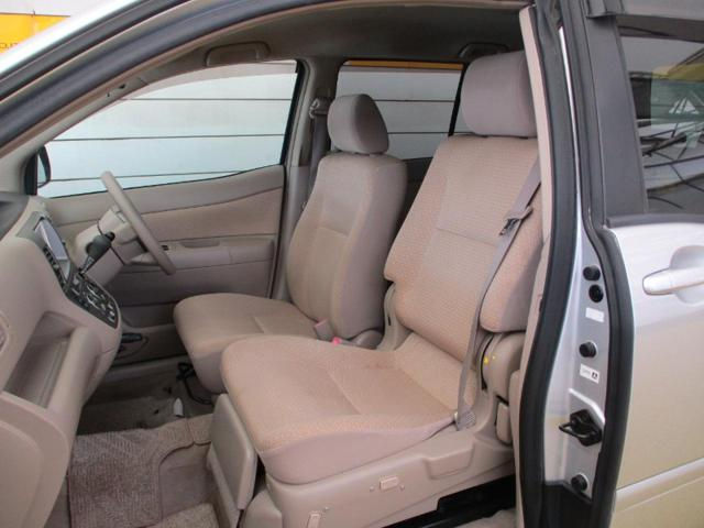 Thumbnail: TOYOTA RAUM 2011