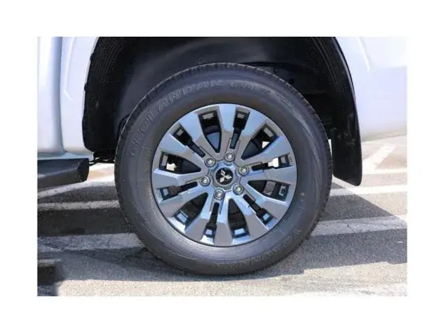 الصورة المصغرة: MITSUBISHI L200 2024 
