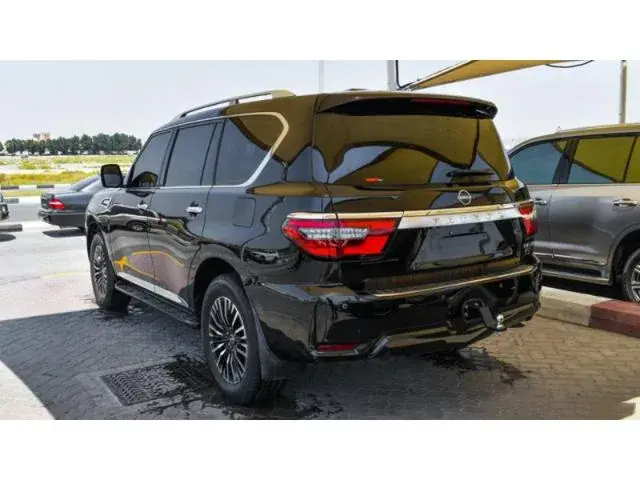थंबनेल: NISSAN PATROL 2012