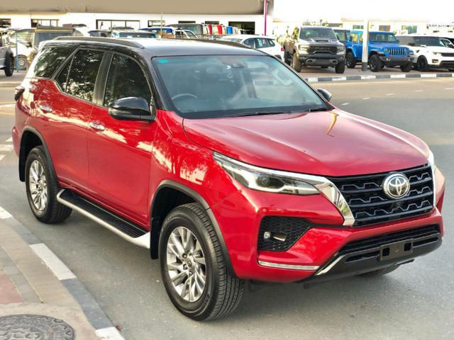 Miniature : TOYOTA FORTUNER 2022 STOCK ID #SM1392