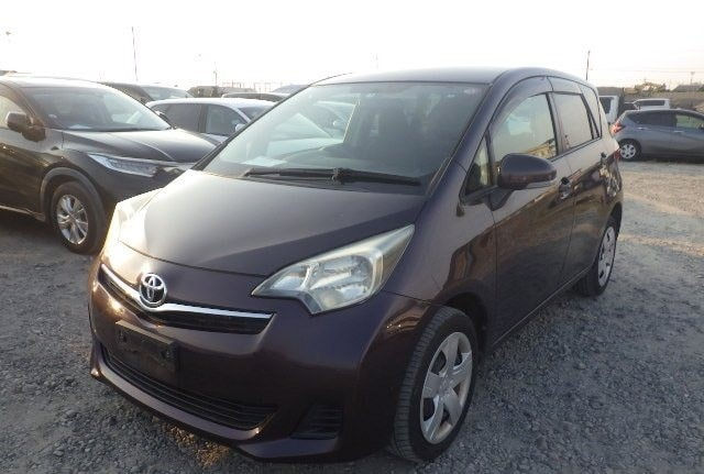 थंबनेल: TOYOTA PRIUS 2011 STOCK ID#SM1368