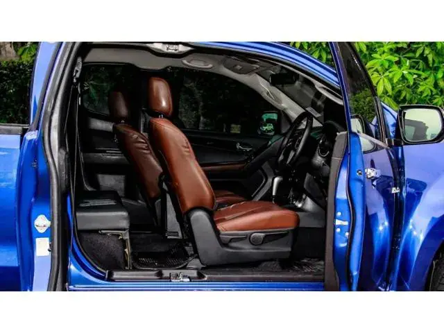 Miniature :  ISUZU D-MAX 2018