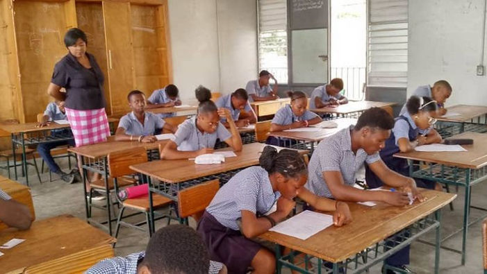 Haïti-Éducation-Évaluation : Le MENFP teste les acquis des apprenants aux Centres du soir