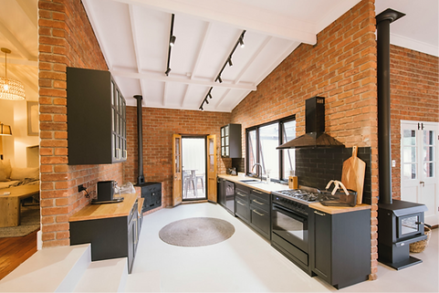 Atkinson Airbnb (15)_2x.png