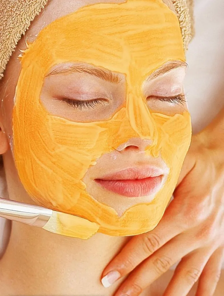 pumpkinmask-774x1024-1920w.webp