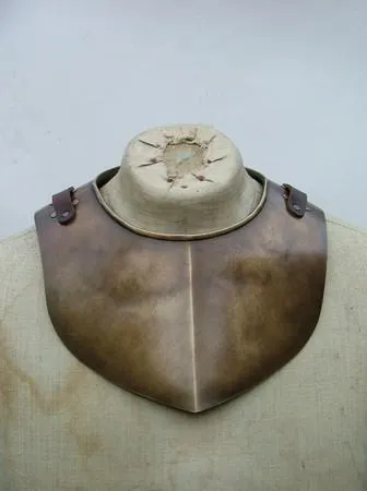 Small Gorget 3