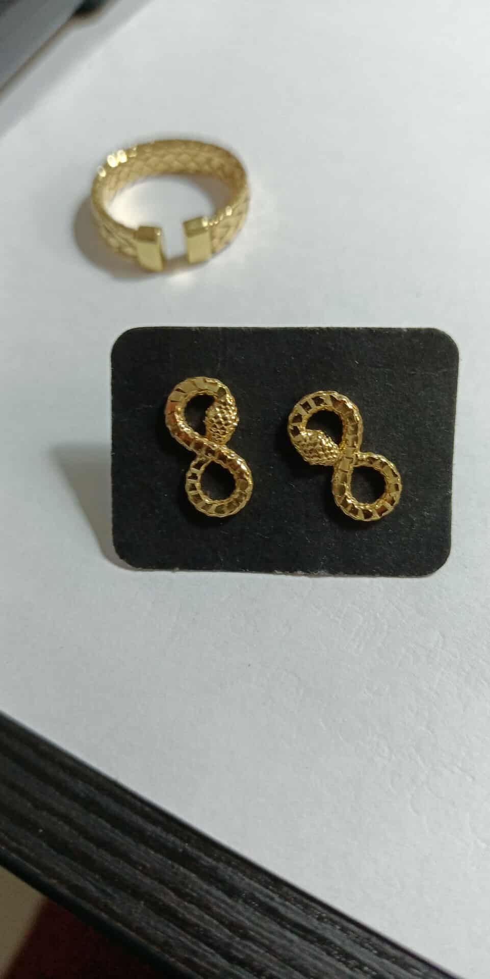 18K Snake Studs