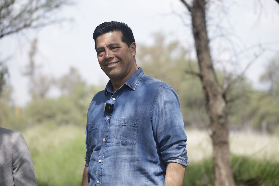 LEO MONTAÑEZ PROVEE DE UN SERVICIO MÁS EFICIENTE DE ALCANTARILLADO SANITARIO A VECINOS DE LA COLONIA DEL CARMEN