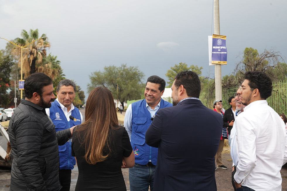 AVANZA MUNICIPIO DE AGUASCALIENES EN LA PAVIMENTACIÓN DE LA AVENIDA ARQUEROS