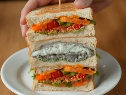 Feedbackmacka: kritik inbakad i beröm. Äcklig, va?