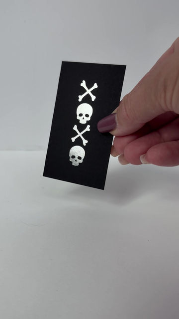 Thumbnail: Mini Cards - Skull