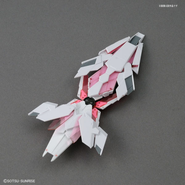 Thumbnail: Real Grade - 1/144 Unicorn Gundam (Bande Dessinee Version) Plastic Kit