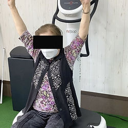 シニア女性　トレーニング