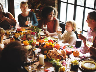 How To Host The Best Thanksgiving Dinner