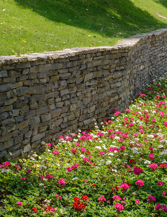 Retaining-Walls.jpeg