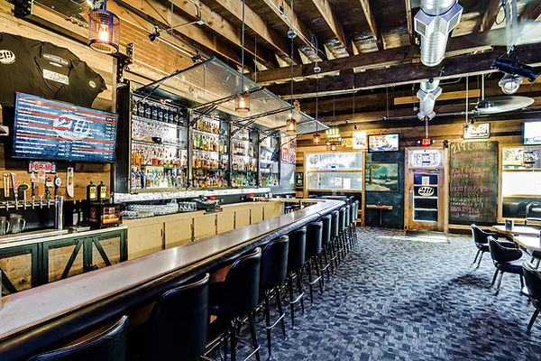 219-lounge-in-sandpoint-idaho.jpg