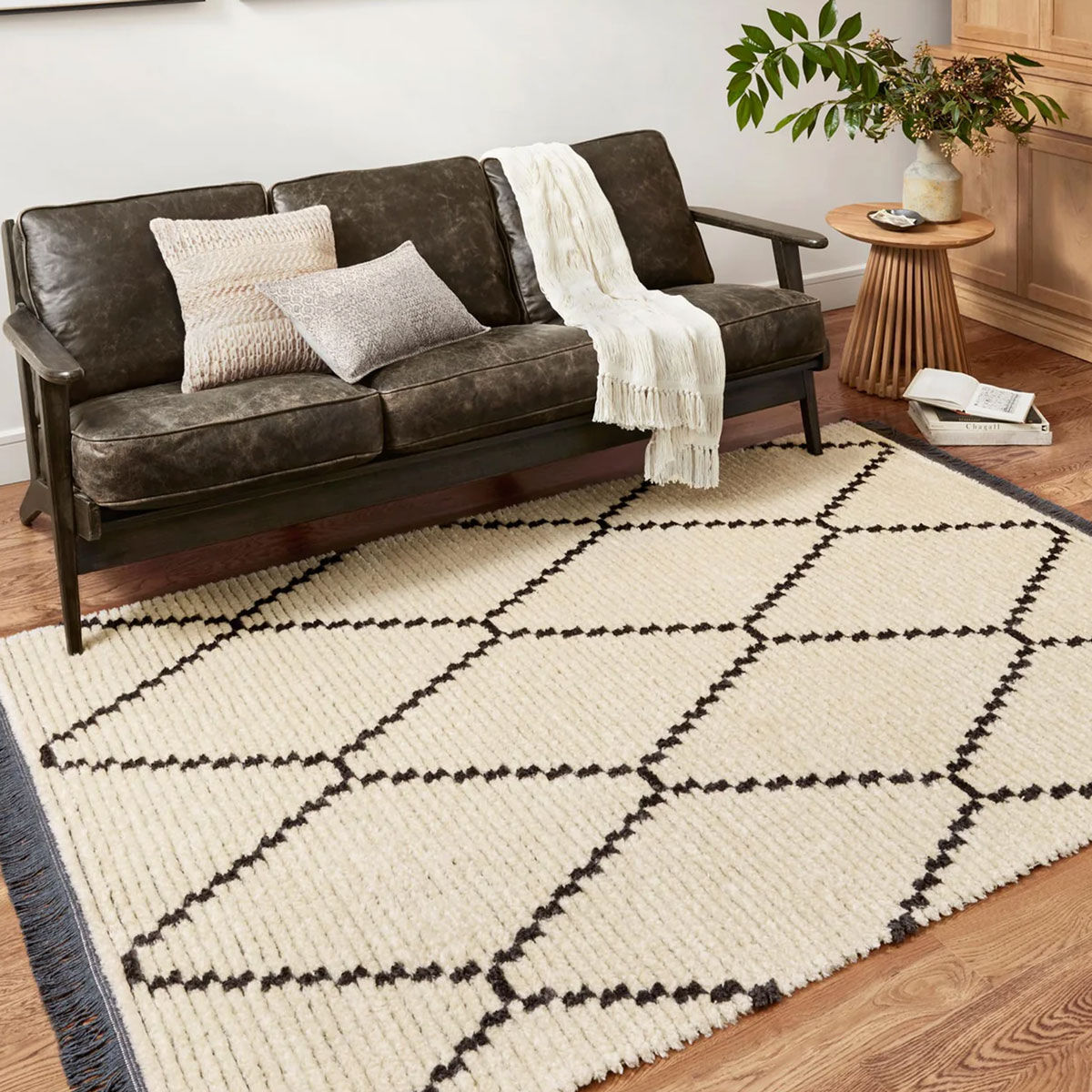 ALI-04 CJ Cream / Charcoal