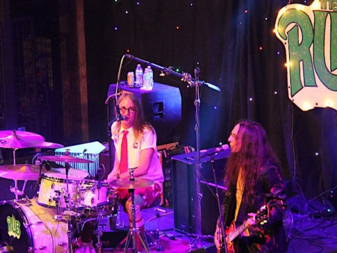 Pray for Snow Party with The RUB