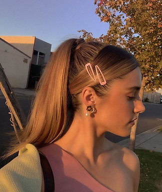 Early 2000s Fashion Is Back, And We’re H