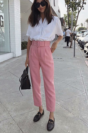 Conheça o Estilo da blogueira Felicia Ak