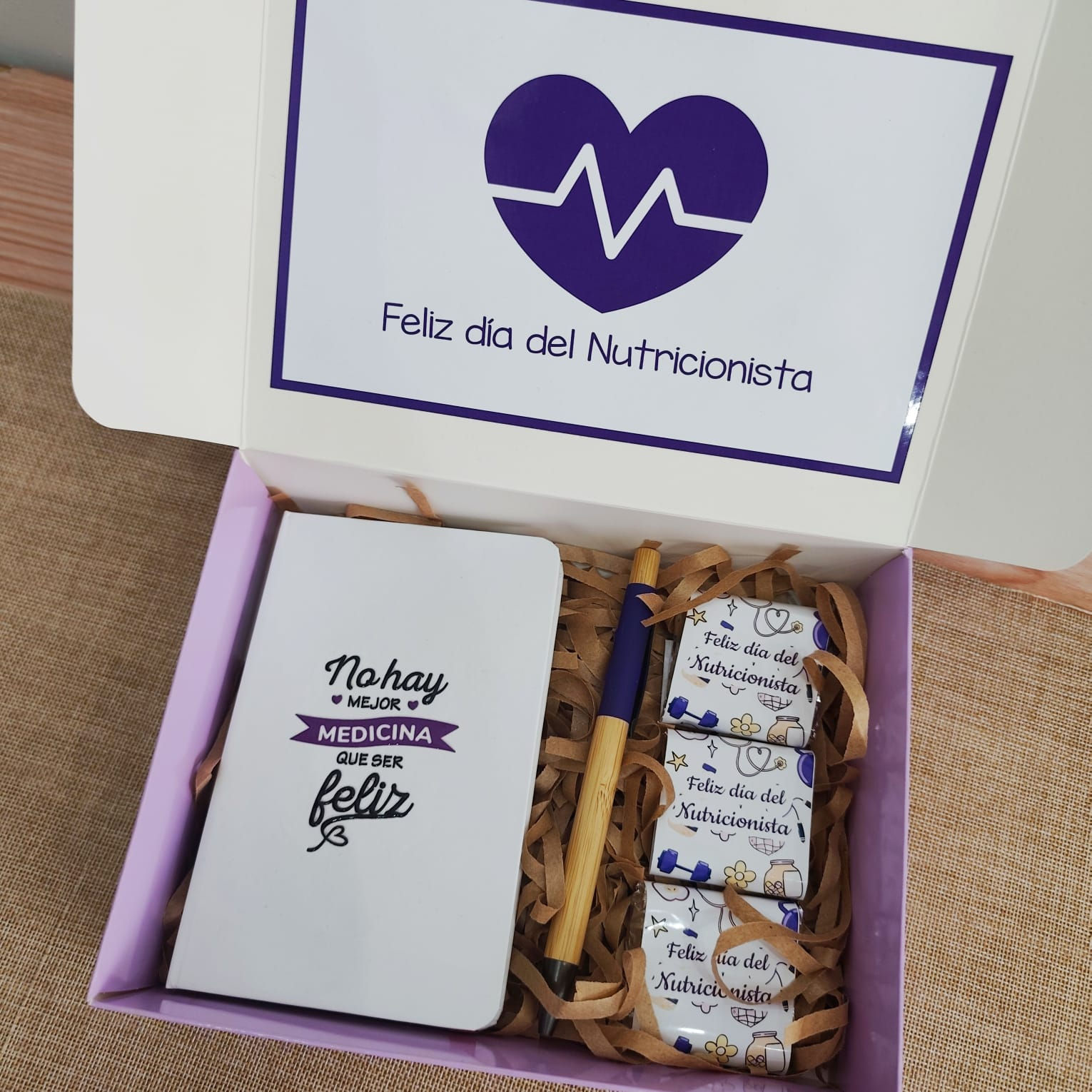 Caja personalizada día del Nutricionista | Especial Salud