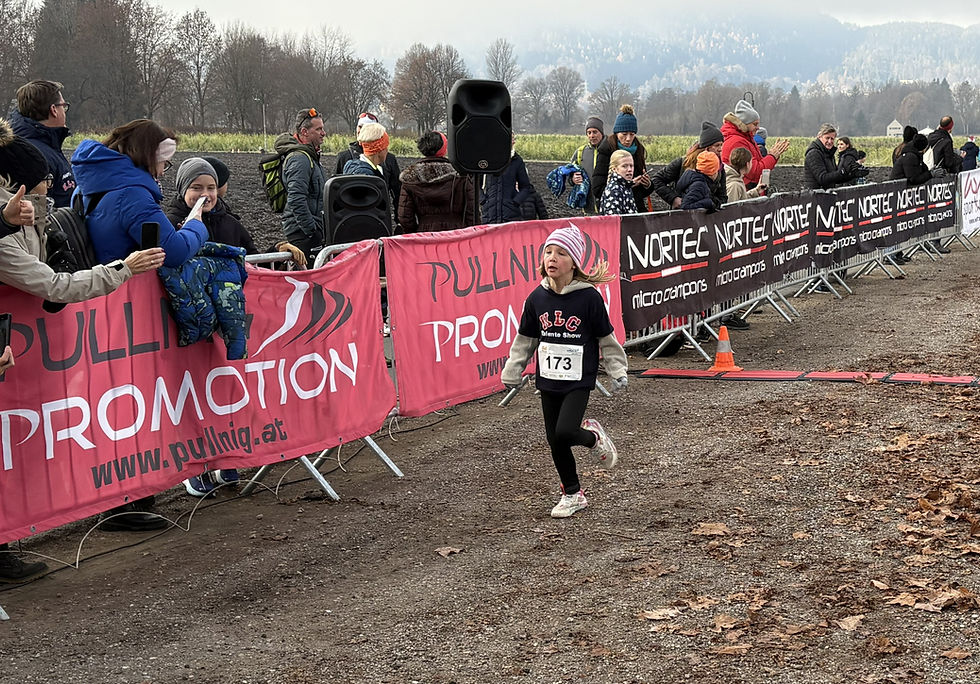 Kinderlauf U8-W: Iva Slunski auf Rang 2