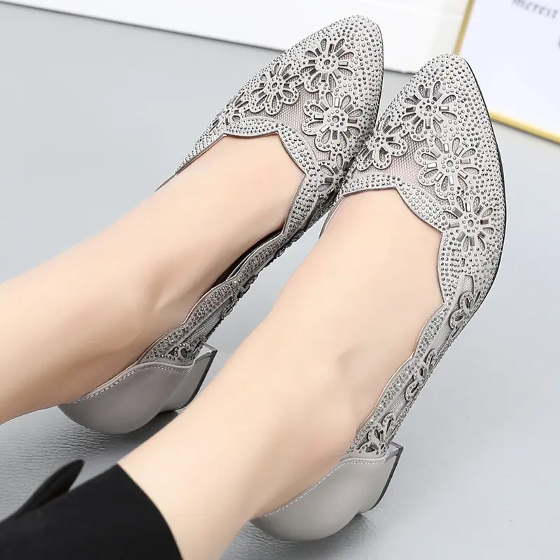Thumbnail: Genuine Leather Pumps