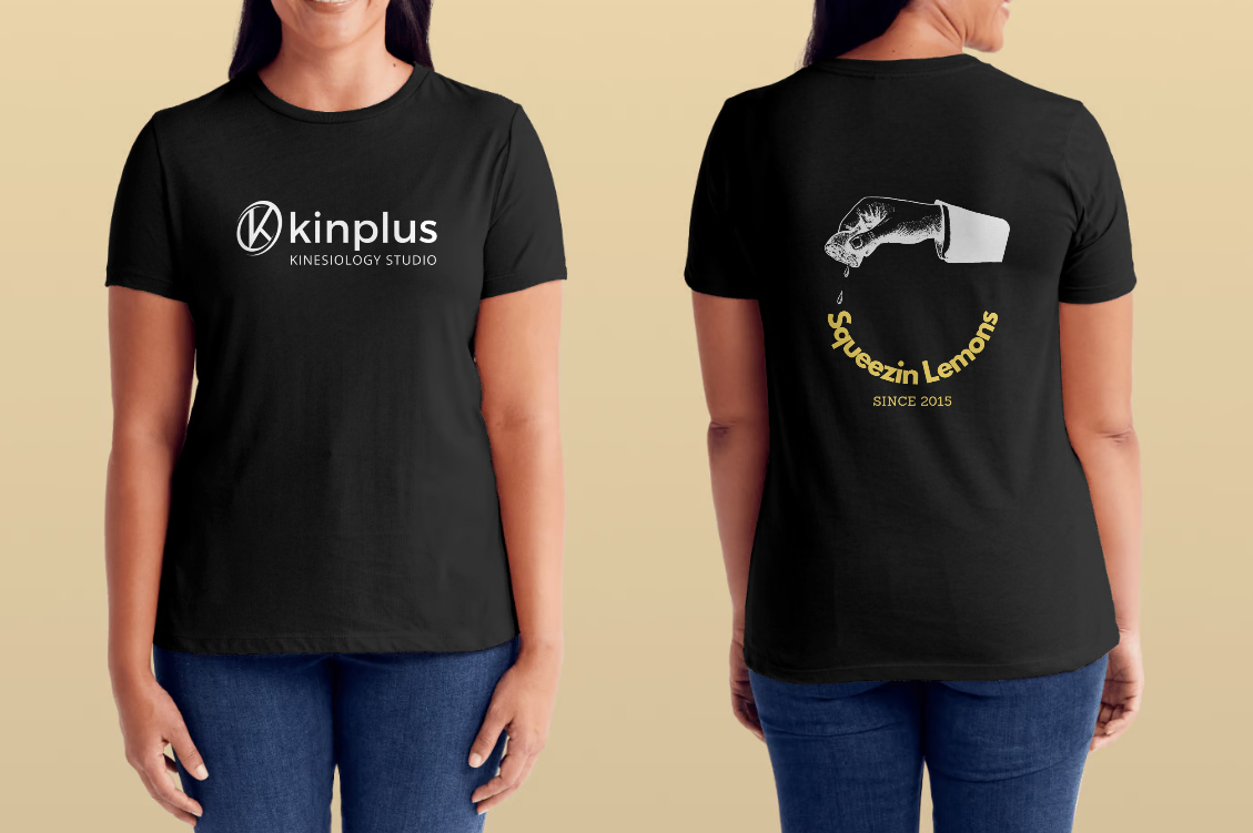 Kinplus squeezing lemons t-shirt