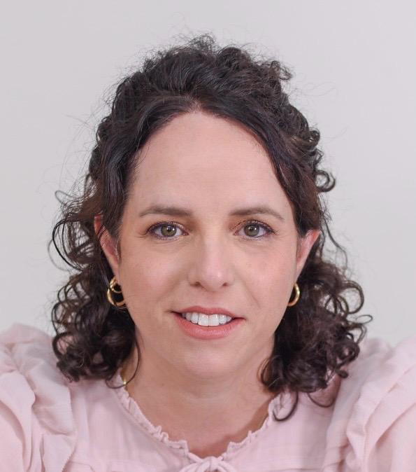 נגה אדלר שטרן .jpg