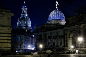 Frauenkirche blaue Nacht