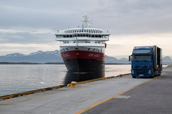 MS Kong Harald in Molde