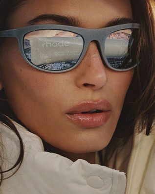 Хейлі Бібер в новій рекламній кампанії Rhode