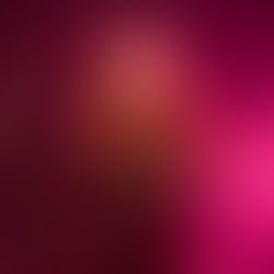 Вера Брежнева выпустила новый трек “Розовый дым”