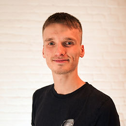 Physio Jonas_edited.jpg