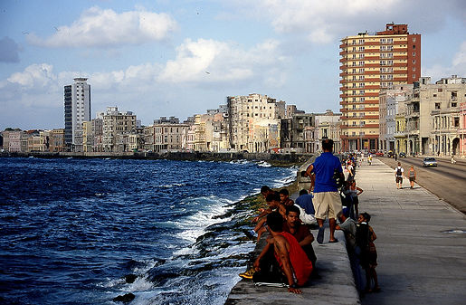 59371a2c160cd2644bc46969_Malecon-Seawall